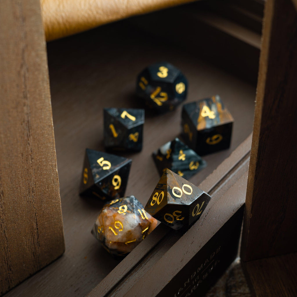 Black Gemstone Eagle Eye Hand Carved DND Dice Set - The misfit market
