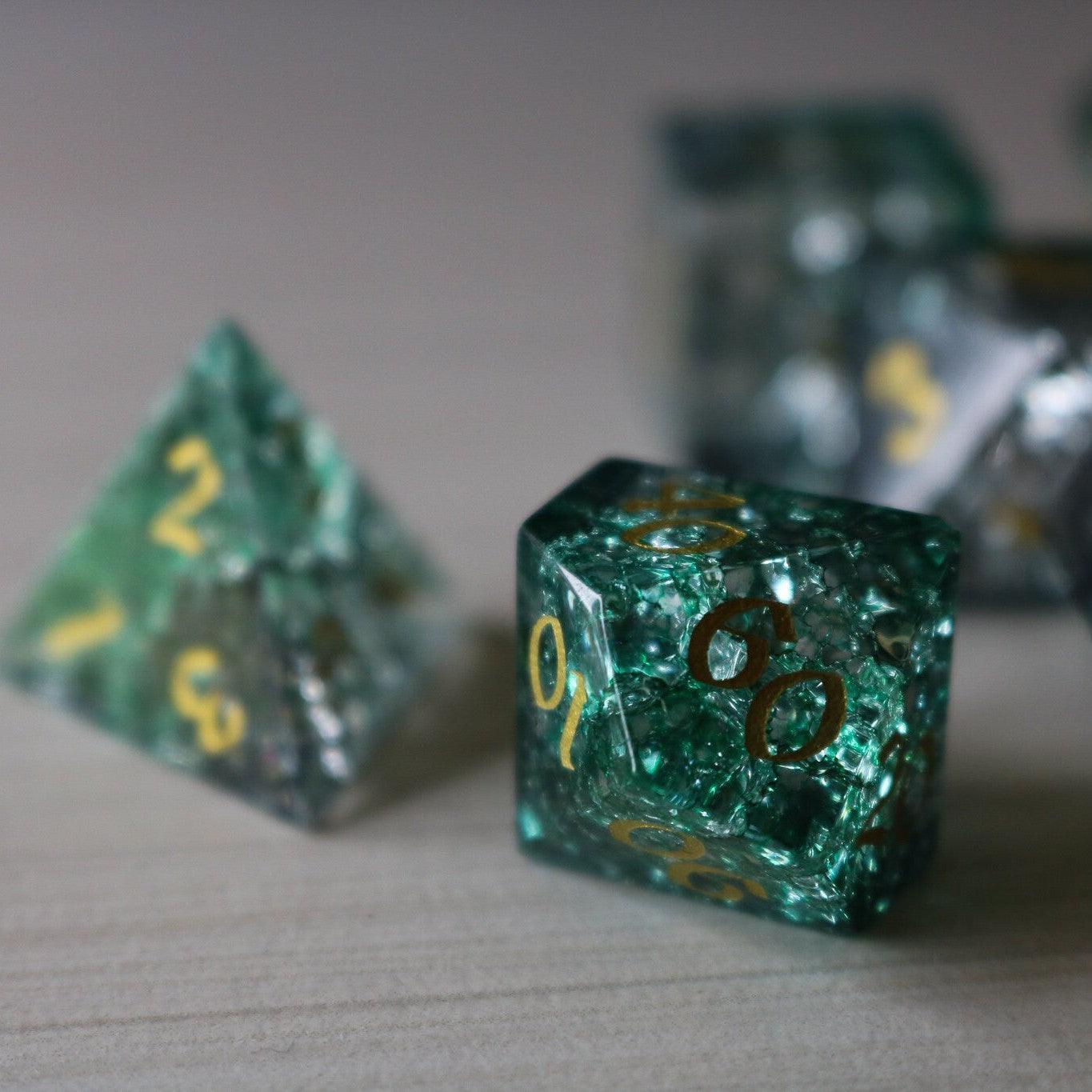 Elven Wood Green Forge Fire Glass DND Dice Set - The misfit market