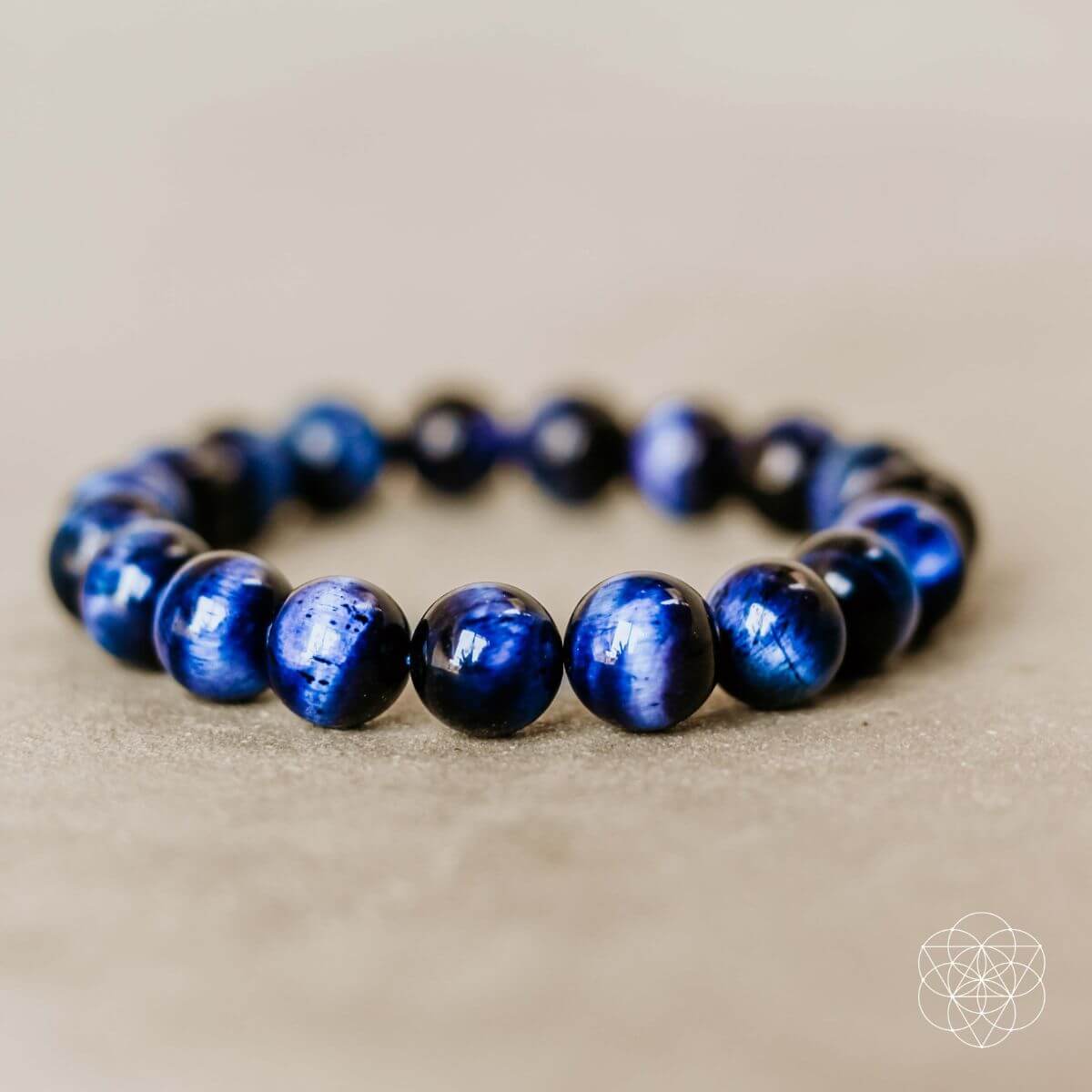 Blue Tiger’s Eye Bracelet - The misfit market