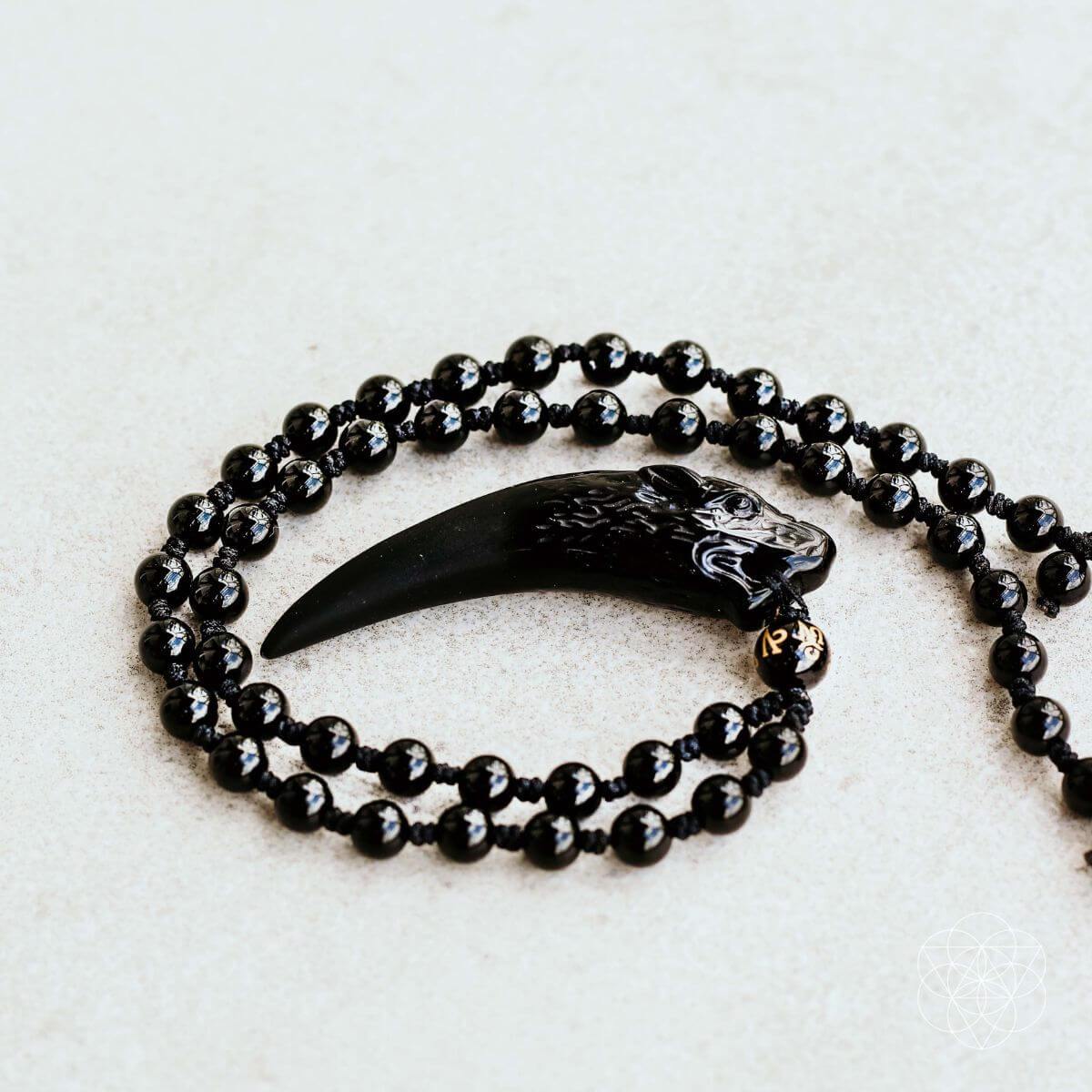 The Obsidian Wolf Pendant - The misfit market